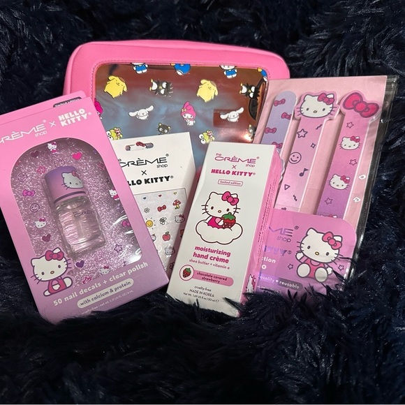 Hello Kitty 5 piece Nail Gift Set by The Crème Shop - Picture 9 of 12